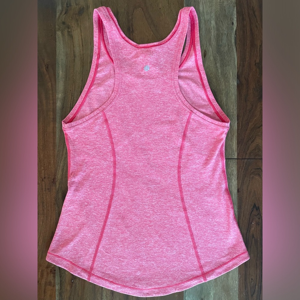 LuluLemon Women’s pink workout tank size 8